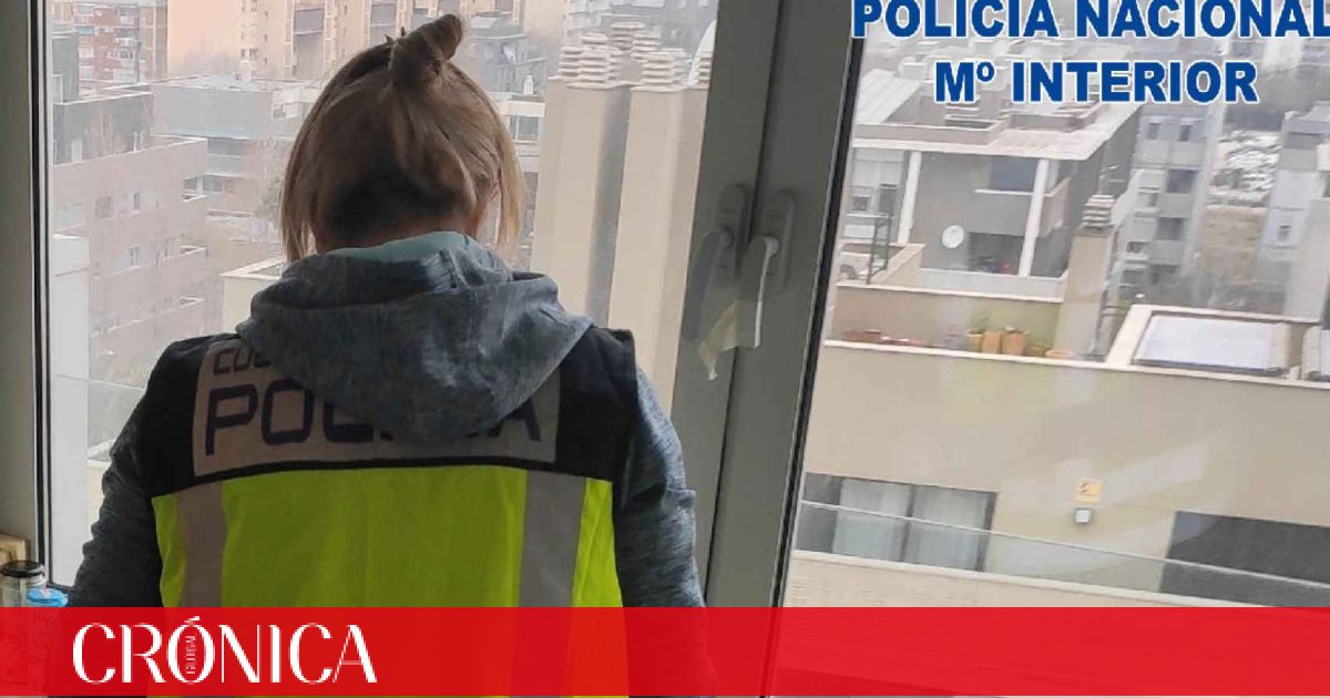 Una policía evita que una mujer se suicide saltando desde un quinto