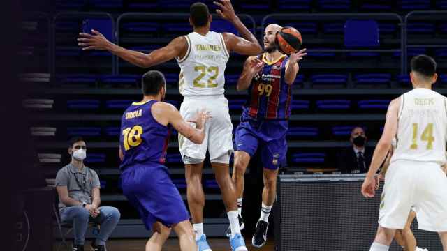 Calathes en una acción contra el Real Madrid / Redes