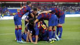 Los jugadores del Barça B celebrando el segundo tanto del encuentro / FC Barcelona