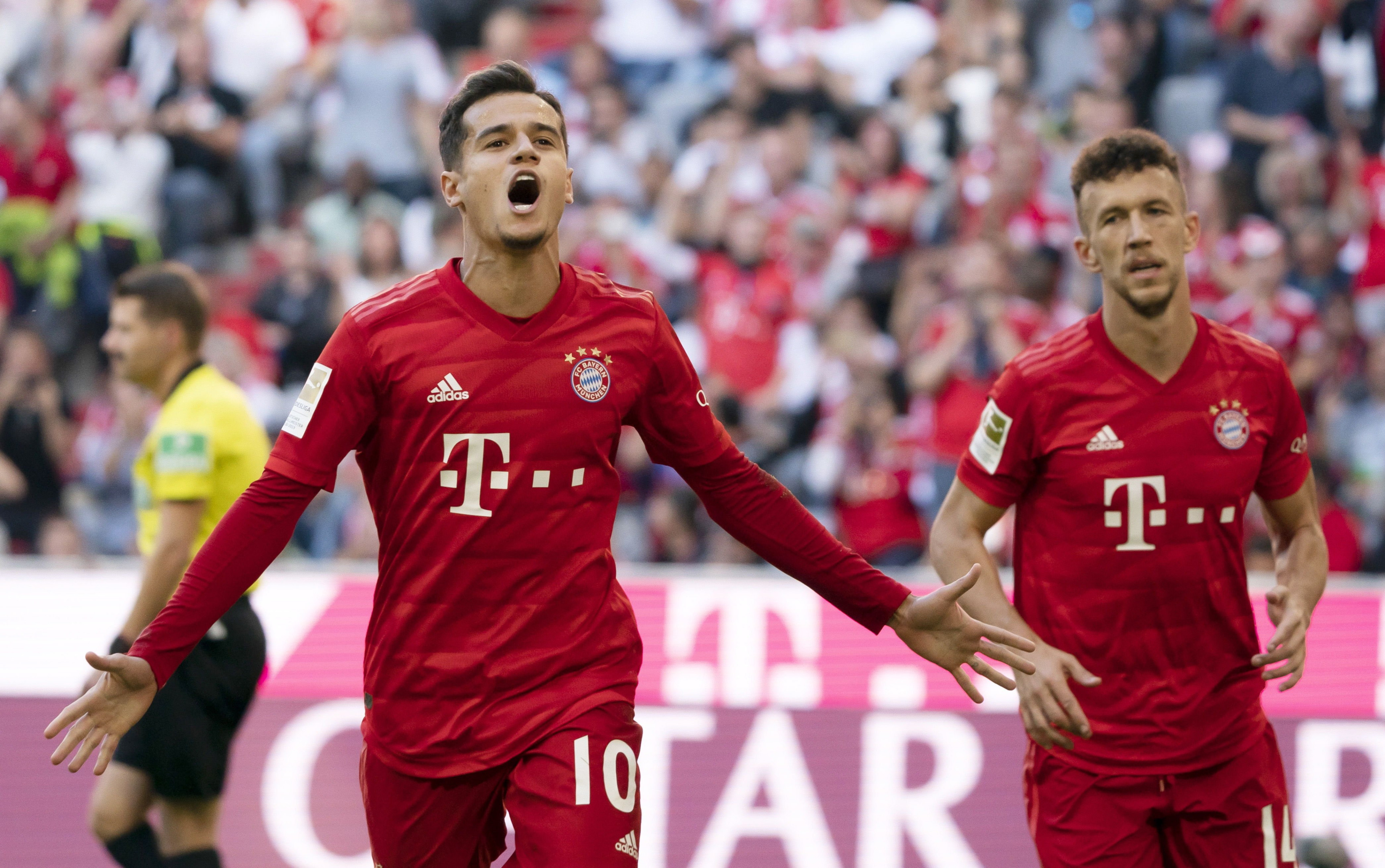 Coutinho celebrando su primer gol con el Bayern / EFE