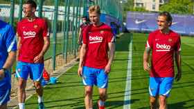 Clement Lenglet, Frenkie de Jong y Antoine Griezmann en su regreso al primer equipo / FC Barcelona