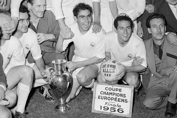 El Real Madrid ganó la segunda Copa de Europa en 1956 / REDES