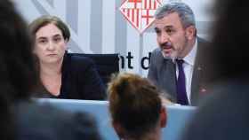 La alcaldesa de Barcelona, Ada Colau, y el líder municipal del PSC, Jaume Collboni, en una comparecencia conjunta en octubre.