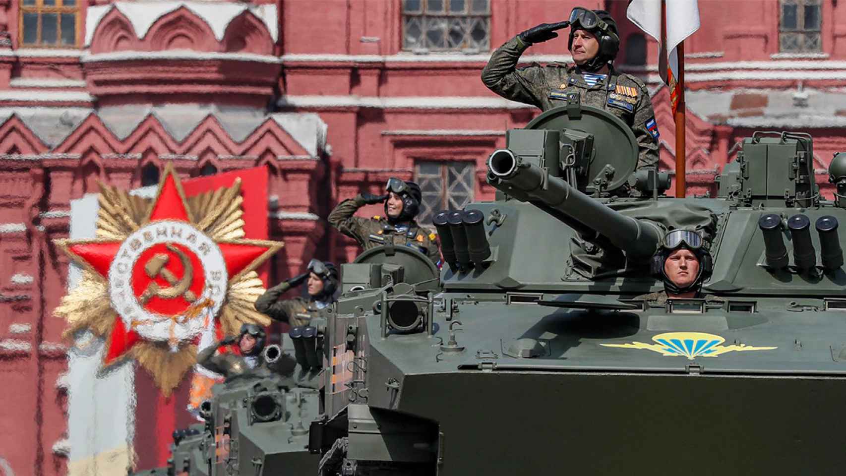 Desfile militar en Moscú (Rusia) con motivo del Día de la Victoria, marcado por la invasión de Ucrania - EFE/EPA/YURI KOCHETKOV