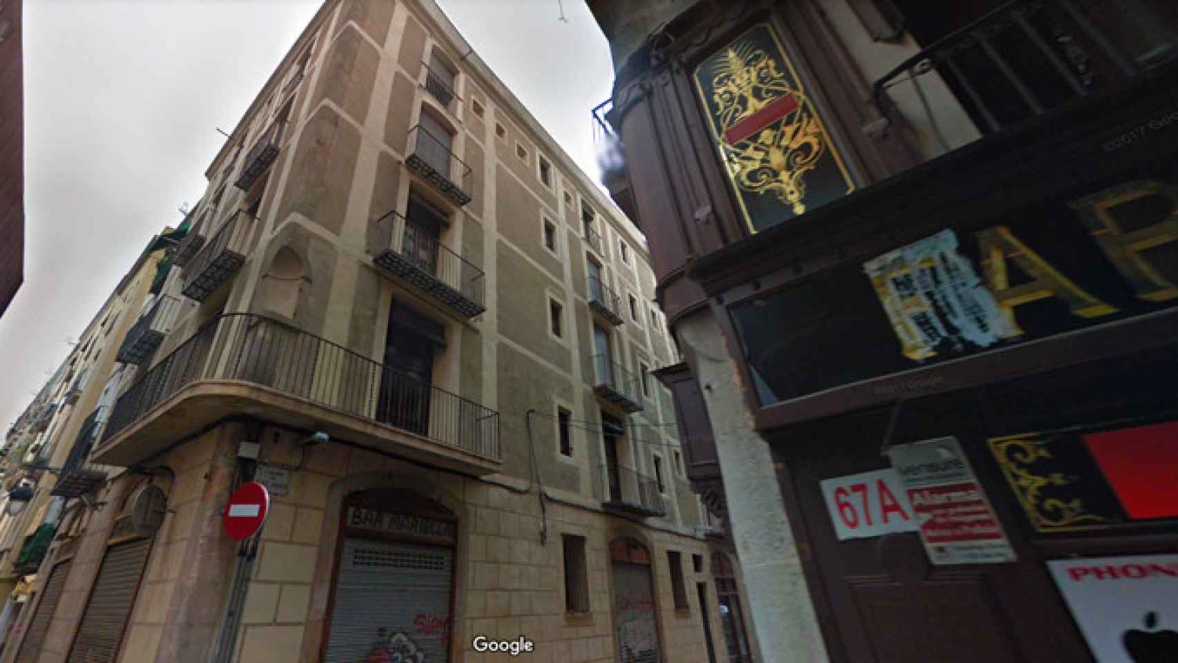 Finca de la calle Sant Ramon, 1, en el Raval de Barcelona