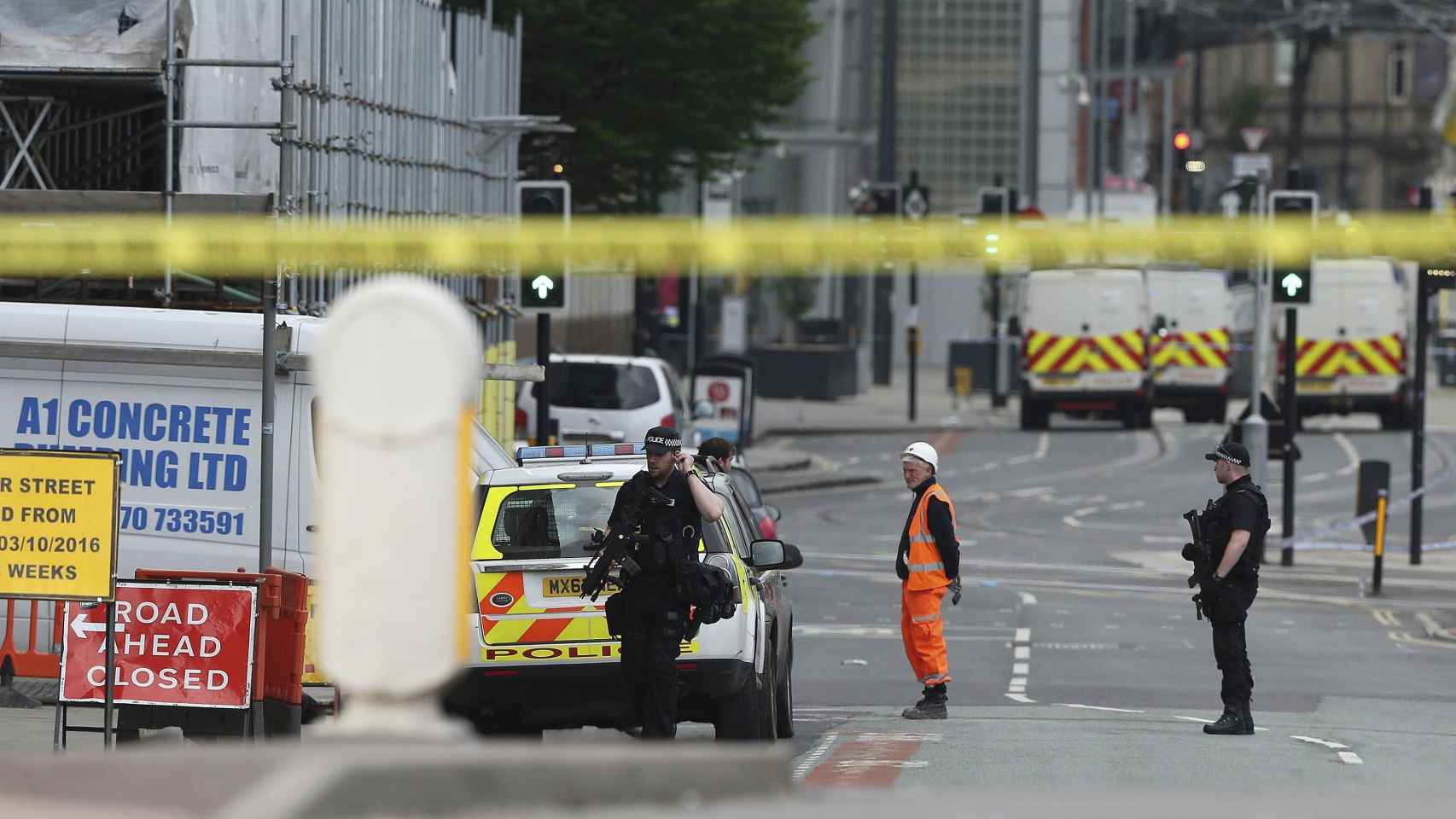 La zona en las inmediaciones del Manchester Arena y la estación Victoria, acordonada tras el atentado reivindicado por Estado Islámico / EFE