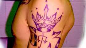 Tatuaje de un miembro de los Latin Kings