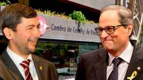 Joan Canadell, nuevo presidente de la Cambra de Barcelona, con Quim Torra ante la Cambra de Comerç de Barcelona / CG