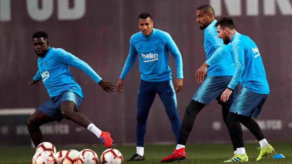 Umtiti, Murillo, Boateng y Messi en un entrenamiento / EFE