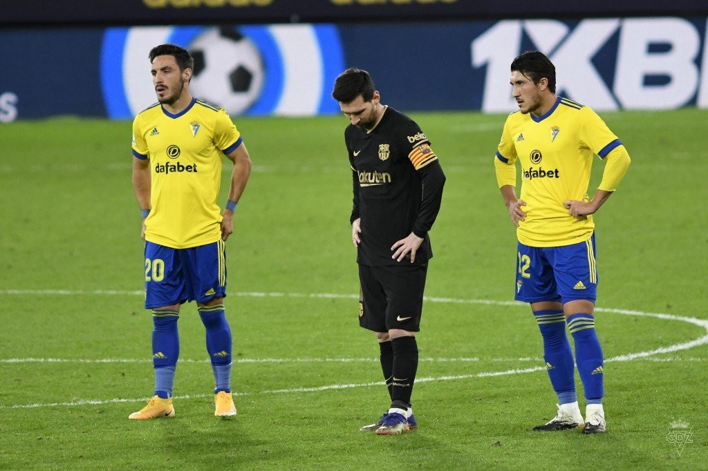 Leo Messi, cabizbajo en el partido contra el Cádiz / Cádiz