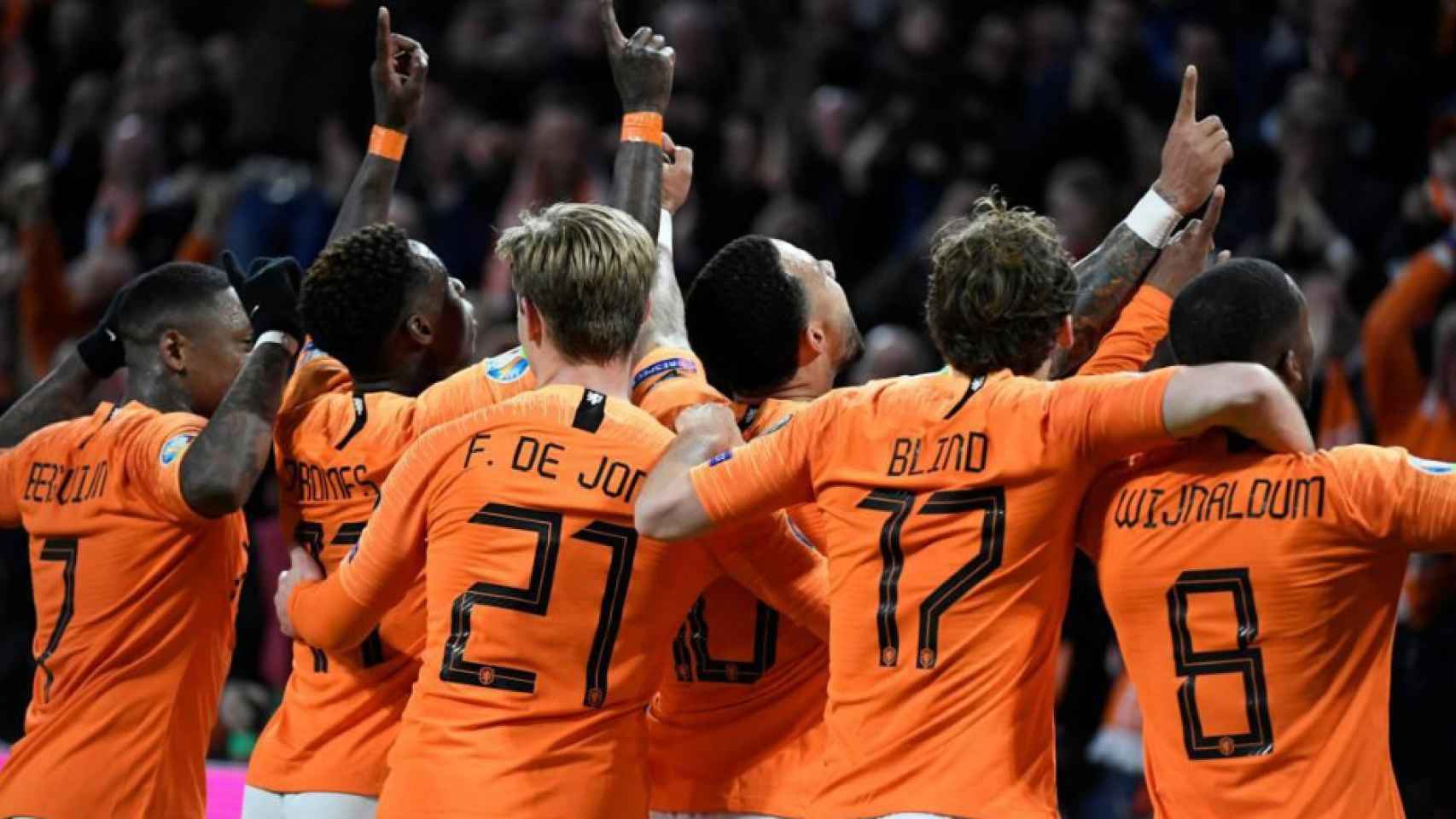 Los jugadores de la selección holandesa celebrando un gol contra Alemania / EFE
