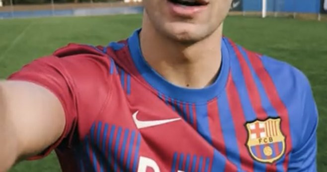 Ferran Torres ya luce la camiseta del Barça / REDES