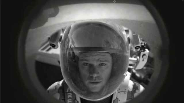 Fotomontaje de Matt Damon en la superficie de Marte / TWITTER