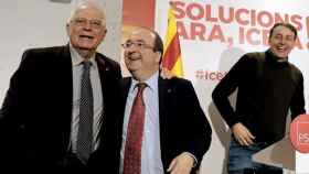 Javi López (d), junto a Josep Borrell (i) y Miquel Iceta (d), en un acto de campaña del 21D / EFE