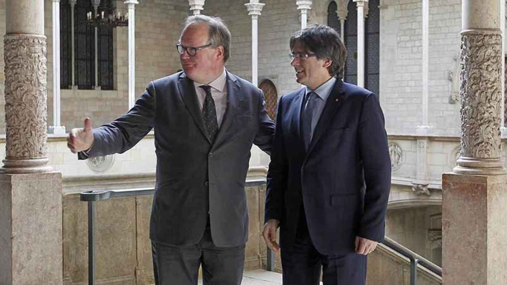 El presidente de la Generalitat, Carles Puigdemont, y el presidente de ALDE Party, Hans van Baalen / EFE
