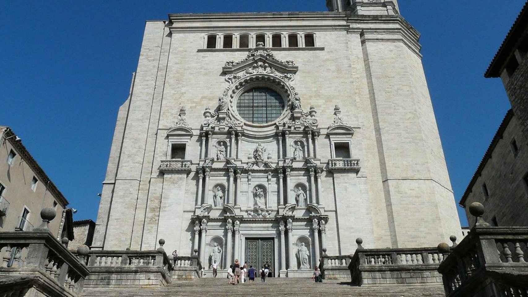 Fachada principal de la catedral de Girona / PIXABAY