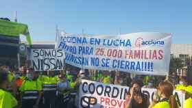 Los trabajadores de Acciona han sumado el respaldo de la plantilla de Nissan en sus reivindicaciones