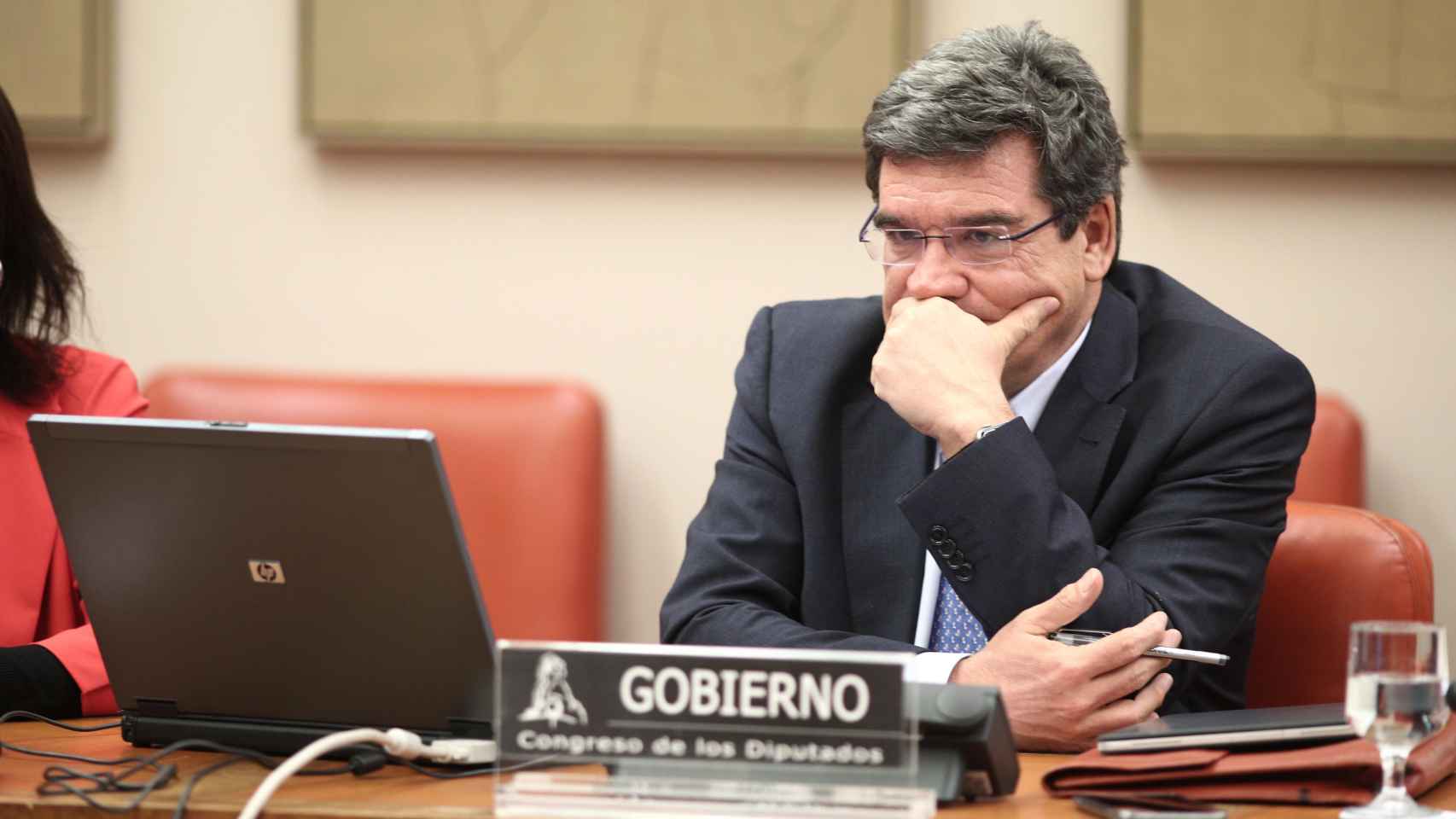 José Luis Escrivá, ministro de Inclusión, Seguridad Social y Migraciones, ultima una renta básica como respuesta a la crisis / EP