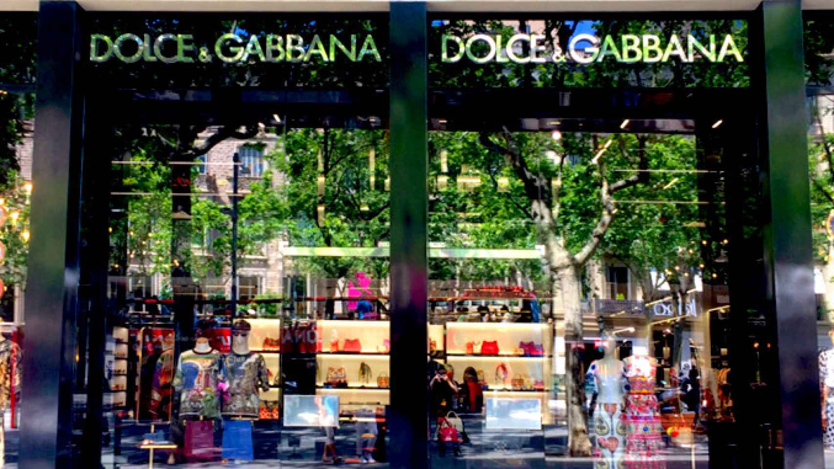 Exterior de la tienda Dolce & Gabbana en Barcelona