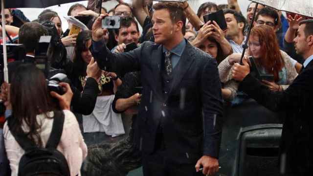 Chris Pratt se da un baño de masas en Madrid