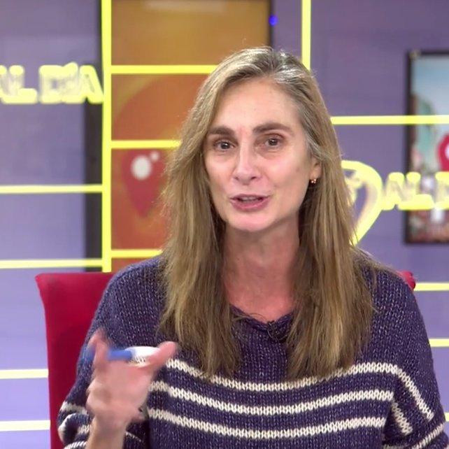 La periodista Marta Reyero en el plató de 'Cuatro al día' sin maquillar / TWITTER
