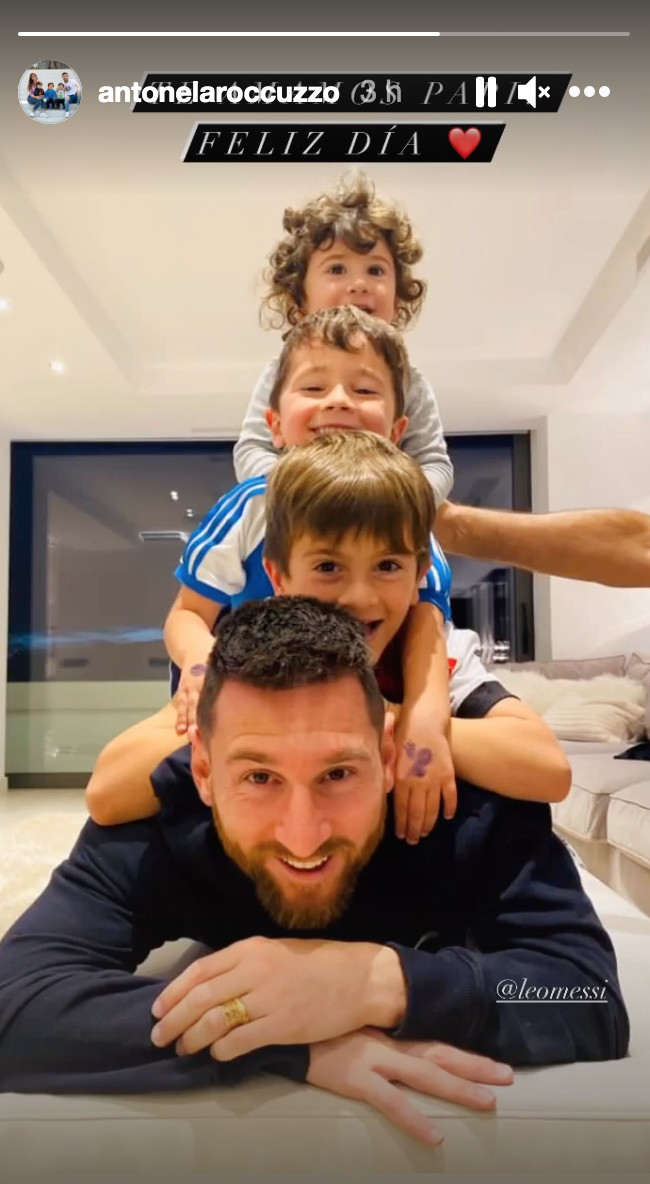 Leo Messi con sus hijos por el día del padre