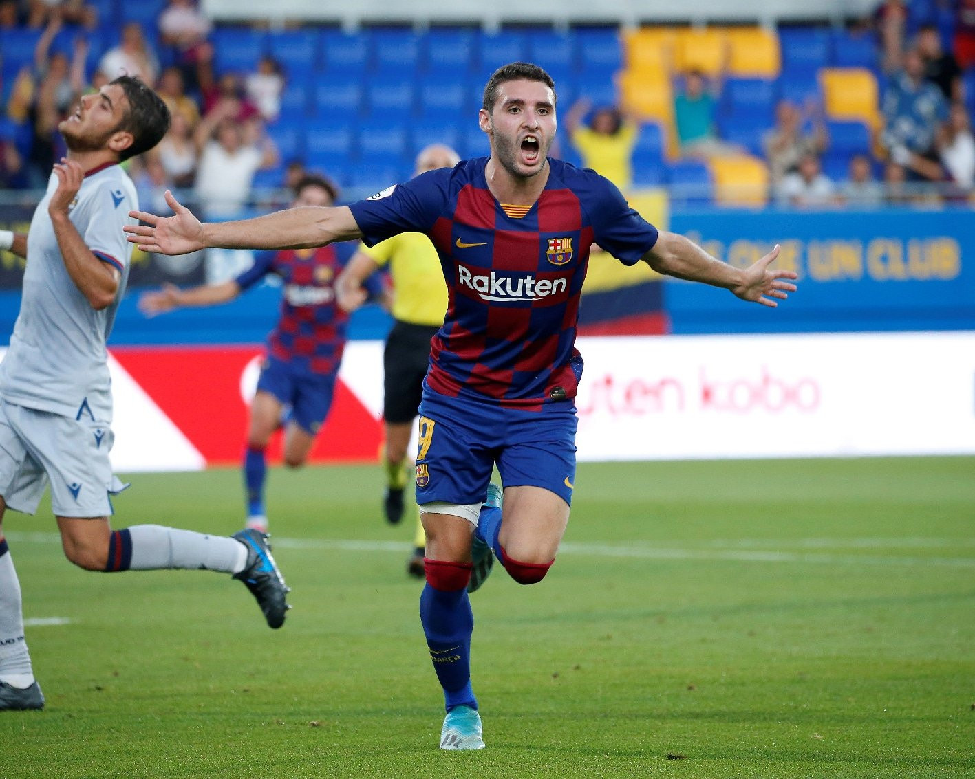 Abel Ruiz celebra un gol con el Barça B / FCB