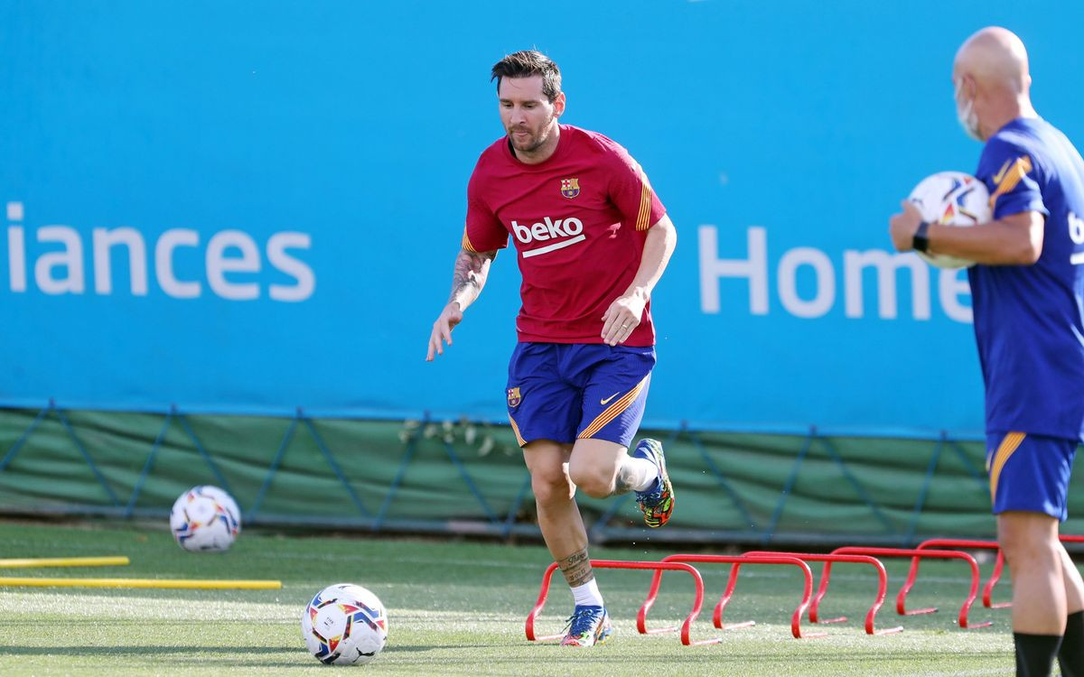Leo Messi en un entrenamiento del Barça / FCB