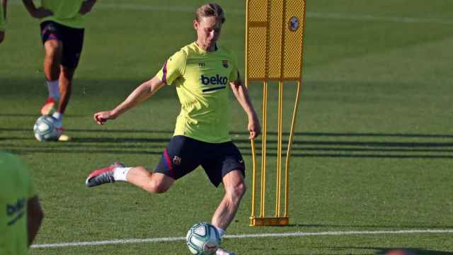 Frenkie de Jong durante un entrenamiento /FCB