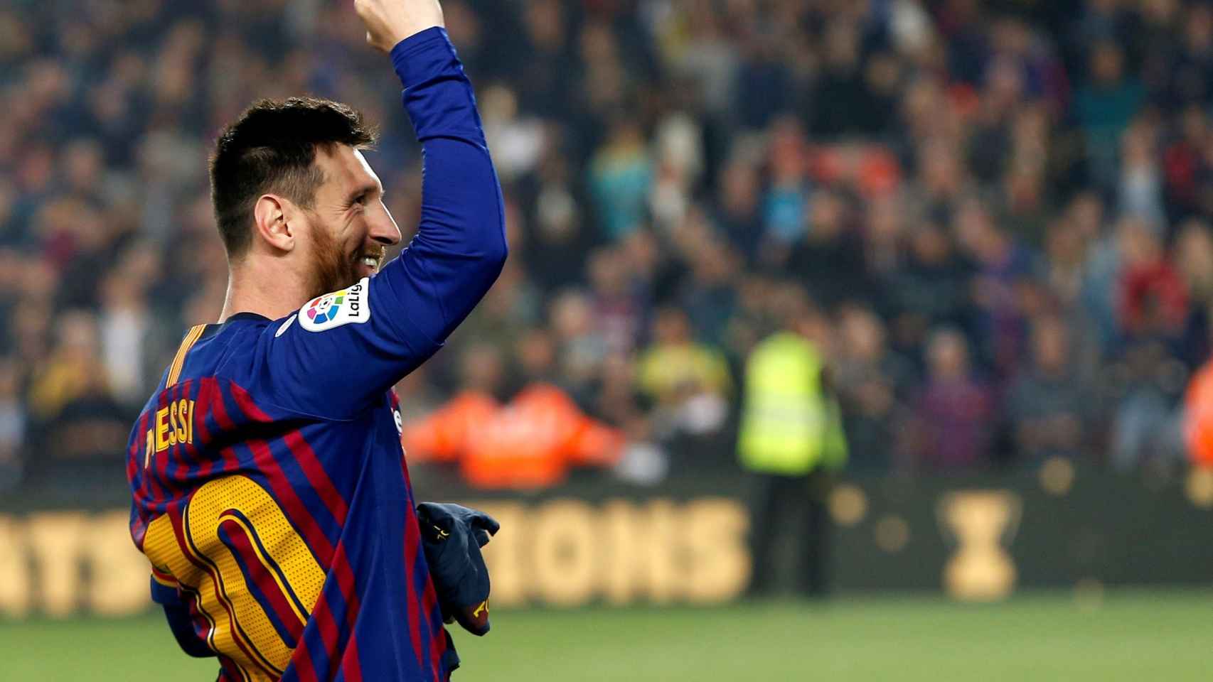 Leo Messi celebra la consecución del título de Liga / EFE