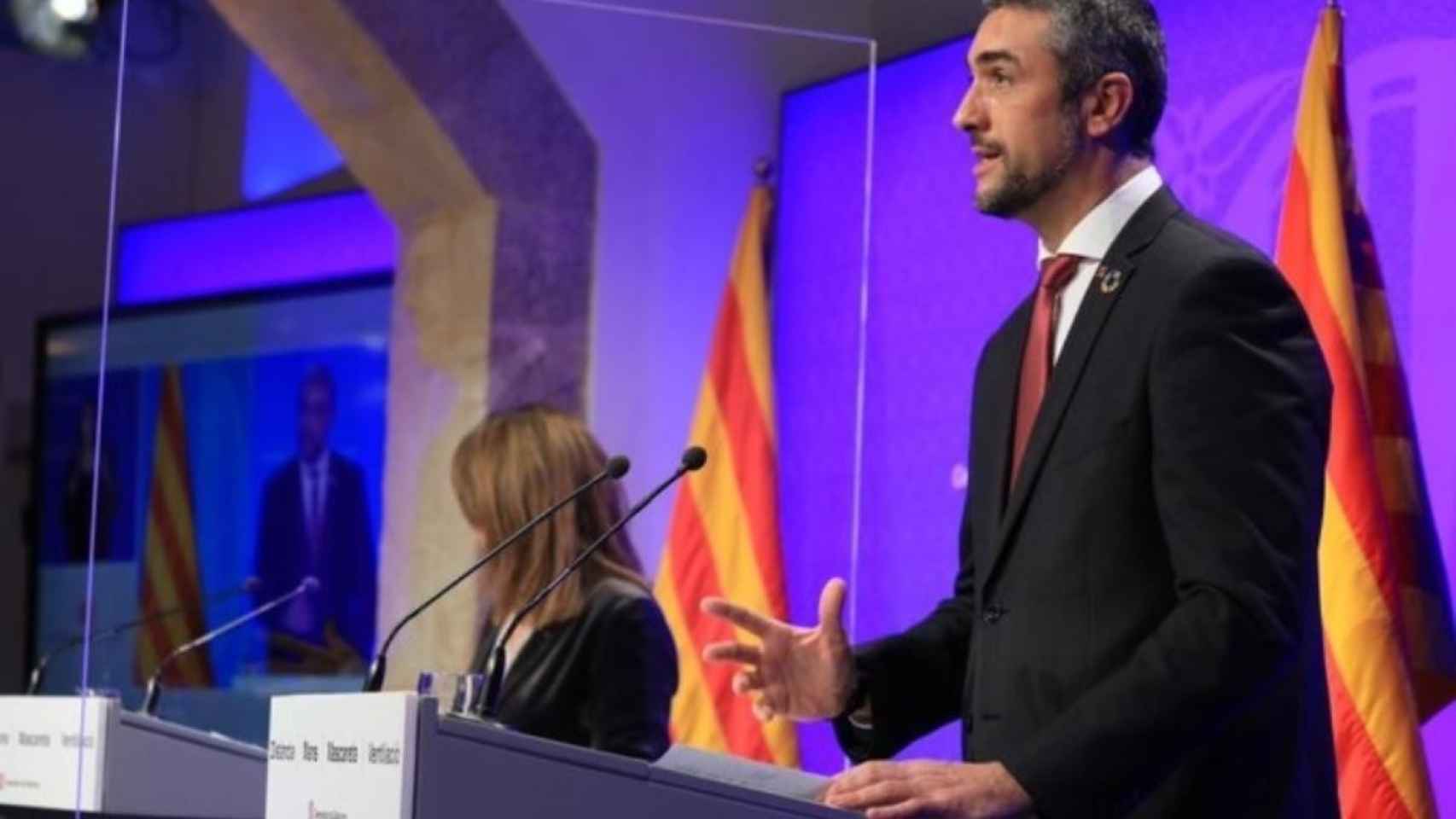El conseller de Acción Exterior de la Generalitat, Bernat Solé junto a la consellera Meritxell Budó / EP
