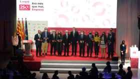 El rey Felipe VI junto a los galardonados de los Premios Carles Ferrer Salat / CG (Pablo Miranzo)
