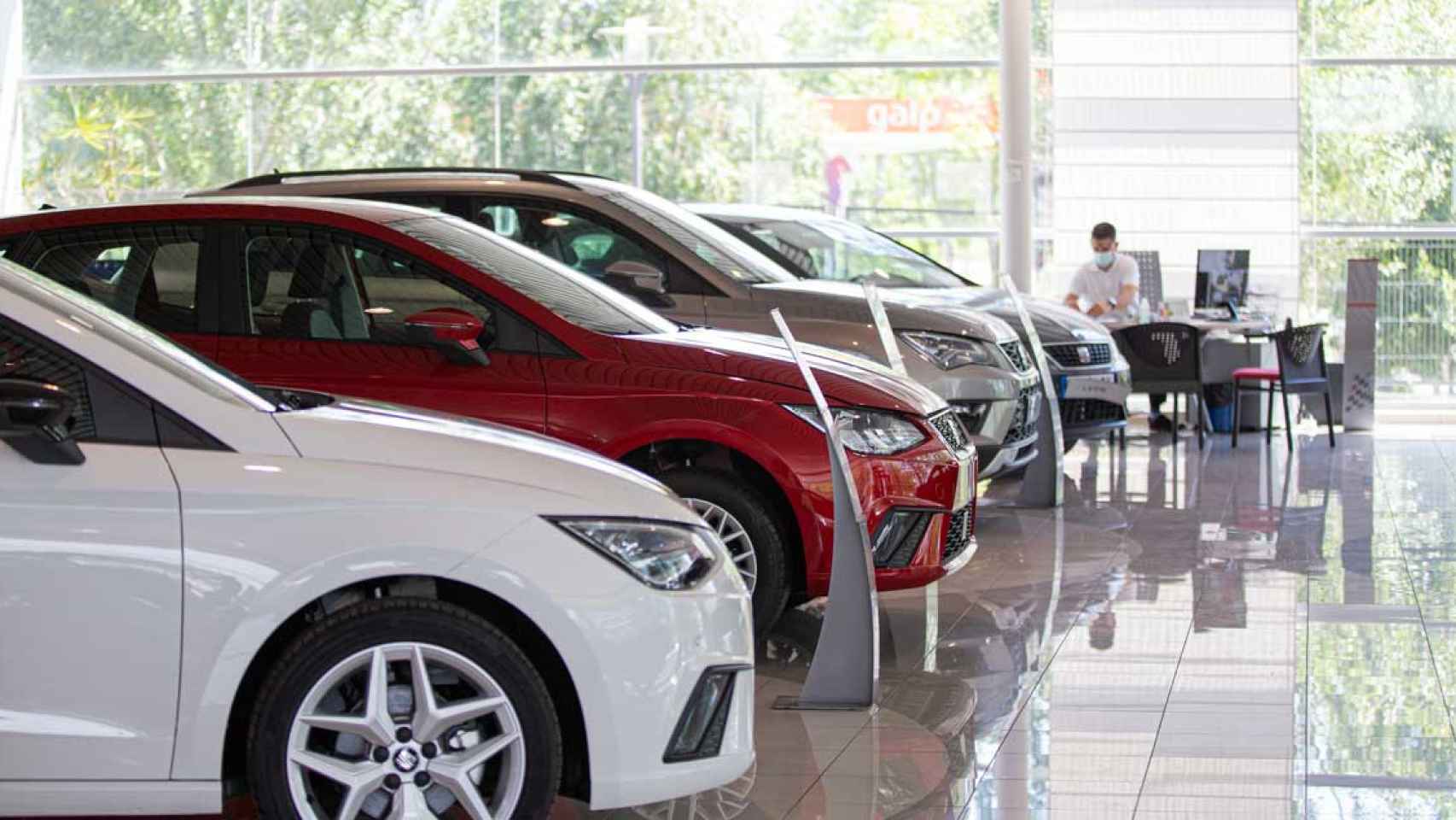 Hasta 130 concesionarios vendieron 10 millones de coches con el precio pactado por el cártel / EUROPA PRESS