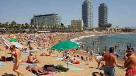 La playa de La Barceloneta (Barcelona), en una imagen de archivo / CG