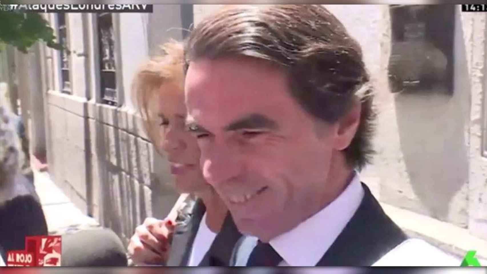 Aznar al ser preguntado por periodistas sobre el terrorismo