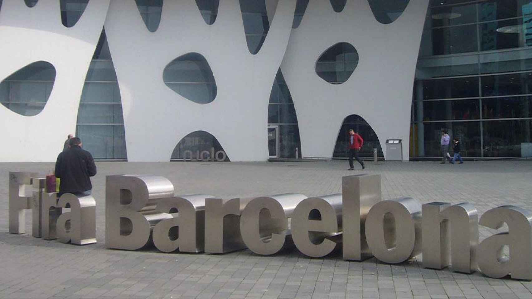 Puerta de la feria de Barcelona / JORDI FERRER - WIKIMEDIA COMMONS