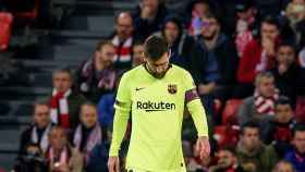 Leo Messi, cabizbajo tras el empate (0-0) del Barça en Bilbao / EFE