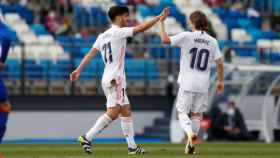 Marco Asensio celebrando su gol ante el Eibar con Luka Modric / RM