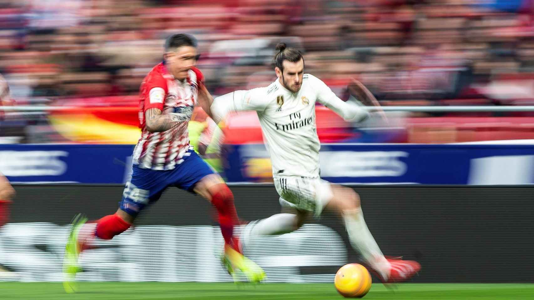 Gareth Bale a la carrera en el Atlético-Real Madrid / EFE