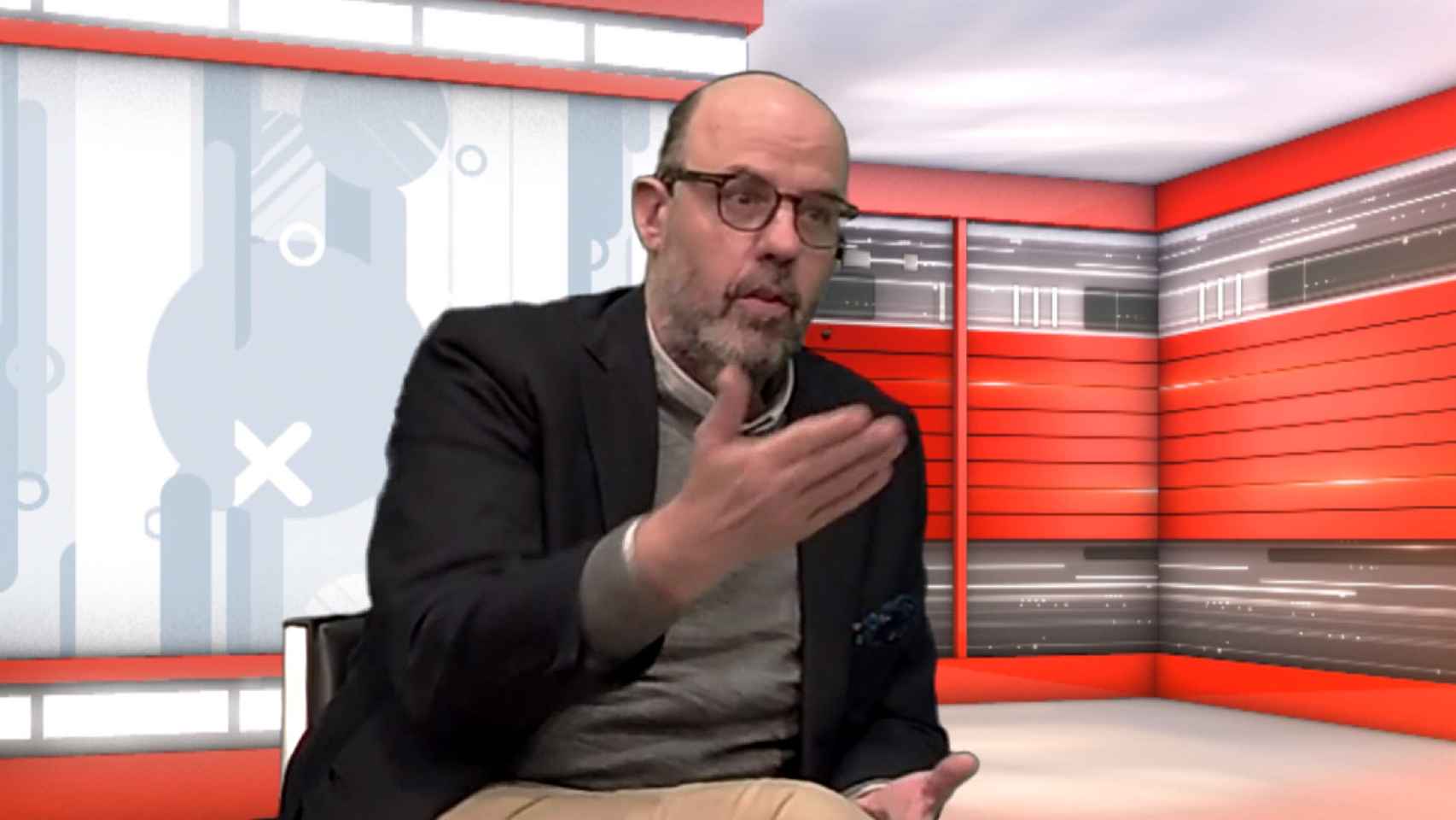 Jordi Basté, director y presentador del programa 'El món a RAC1' en las instalaciones de 'Crónica Global' / CG