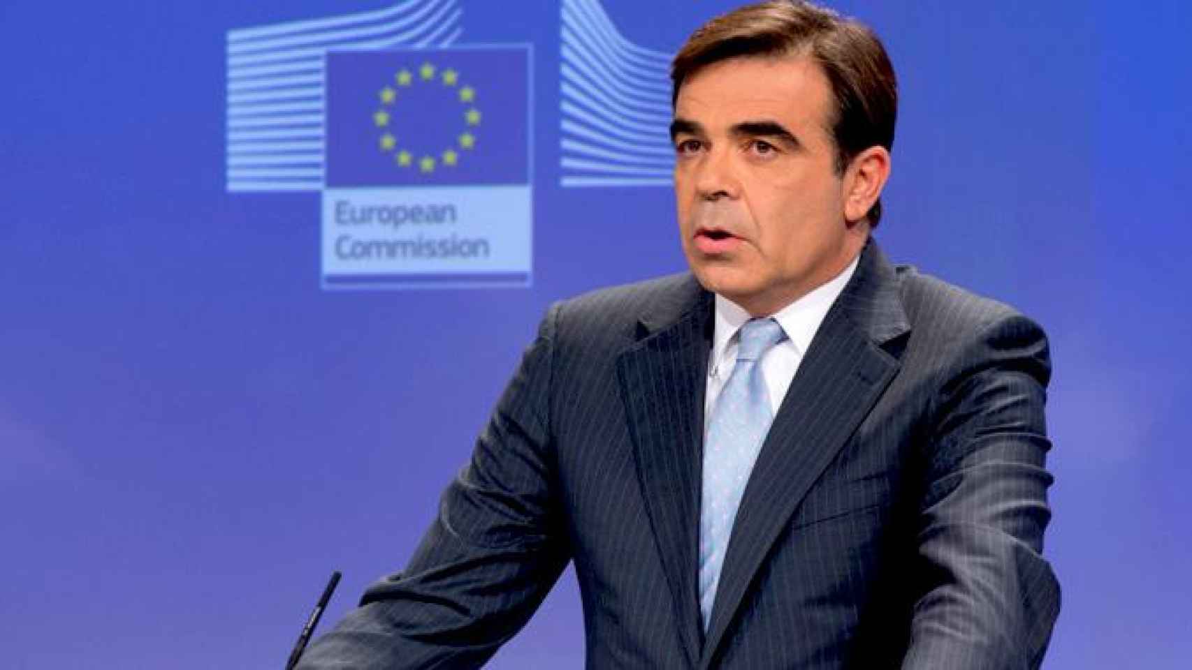 El portavoz de la Comisión Europea, Margaritis Schinas, en una rueda de prensa en Bruselas / EFE