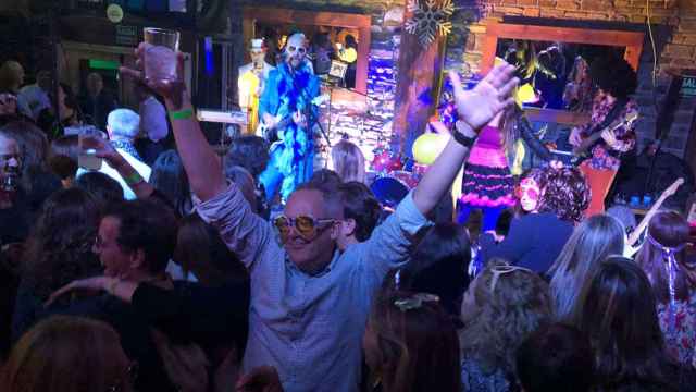 Fiesta en Badiu, la discoteca más pija de Cataluña / Cedida