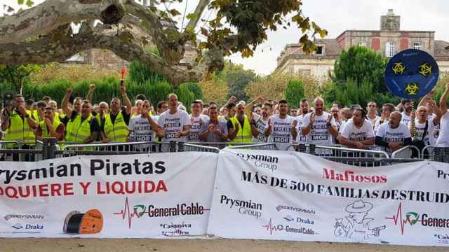 Protesta de trabajadores contra un ERE en Cataluña, en una imagen de archivo / EFE