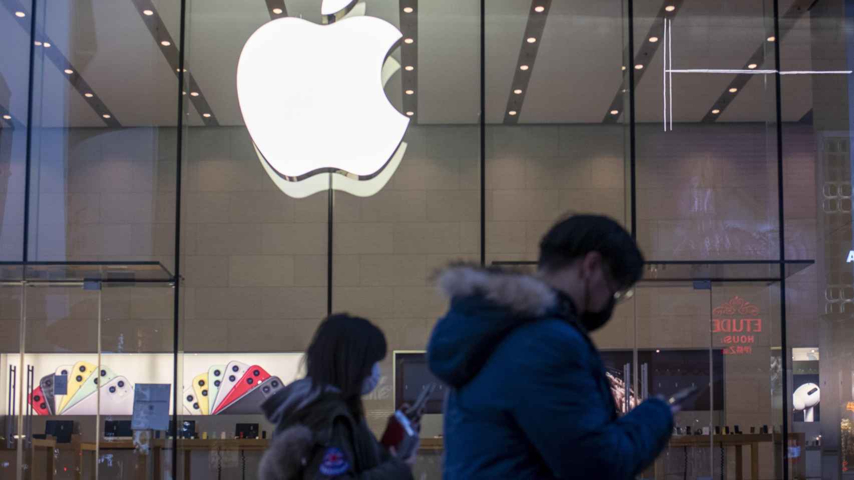 Una tienda de Apple cerrada en China / EUROPA PRESS