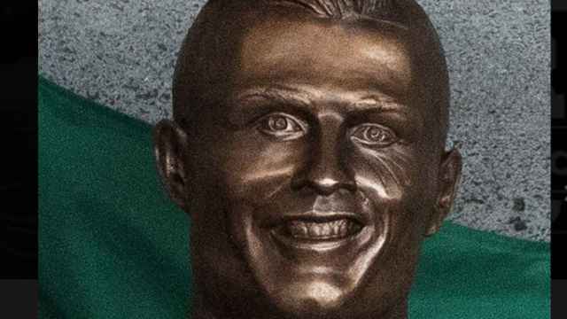 El busto de Cristiano Ronaldo desata las burlas