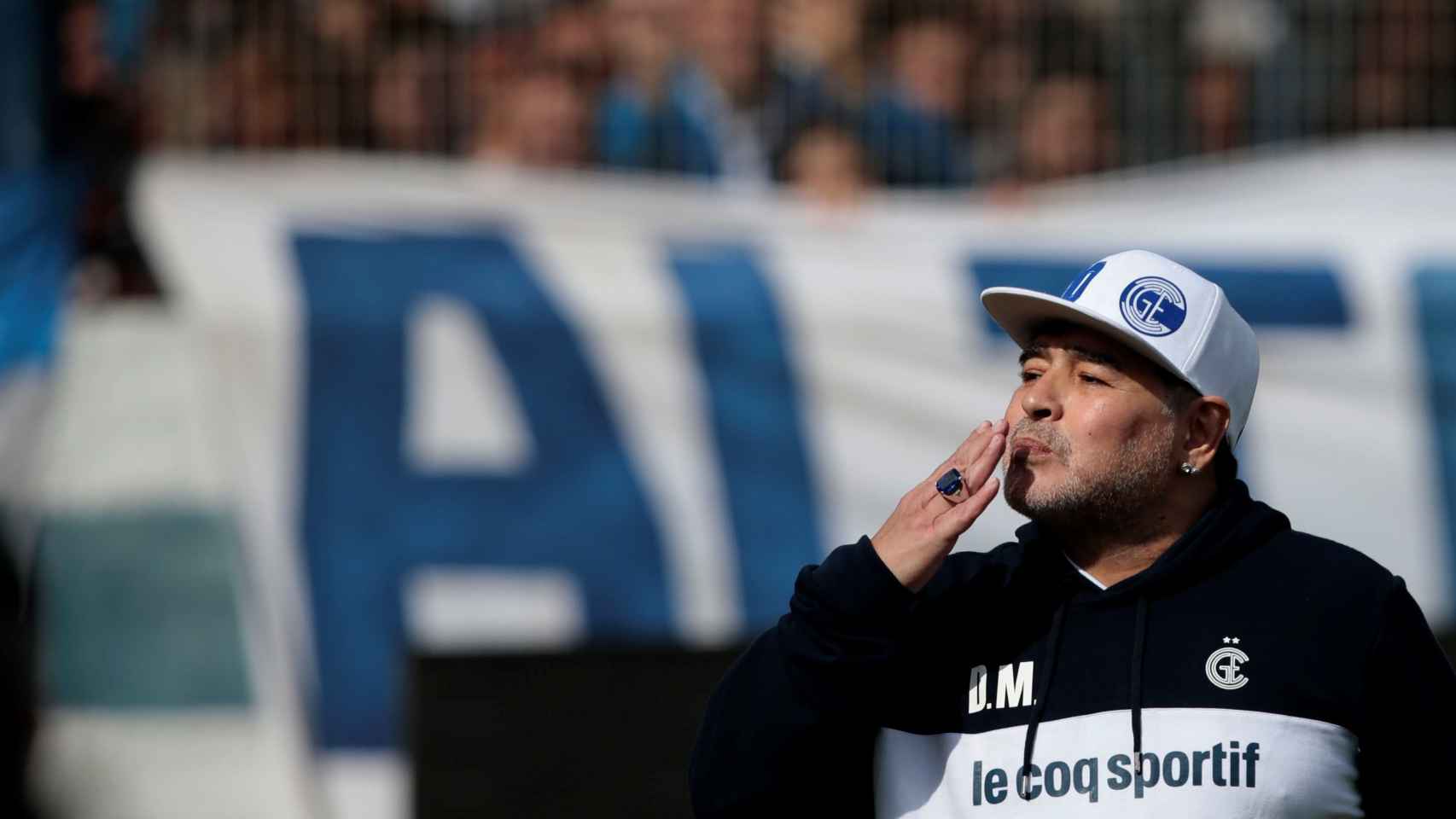 Diego Armando Maradona se despide de sus fans : EFE