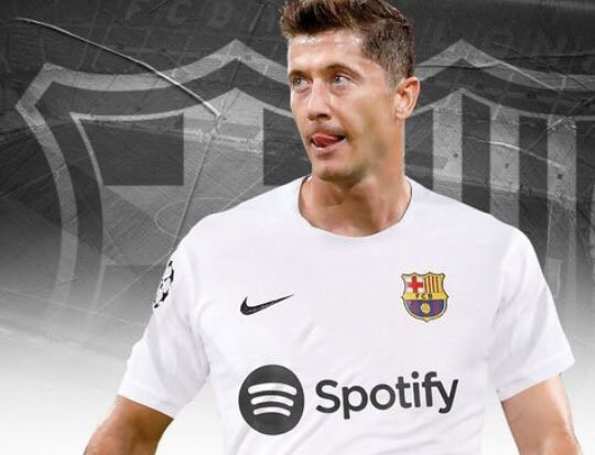 La camiseta blanca del Barça ya circula por las redes sociales / TWITTER