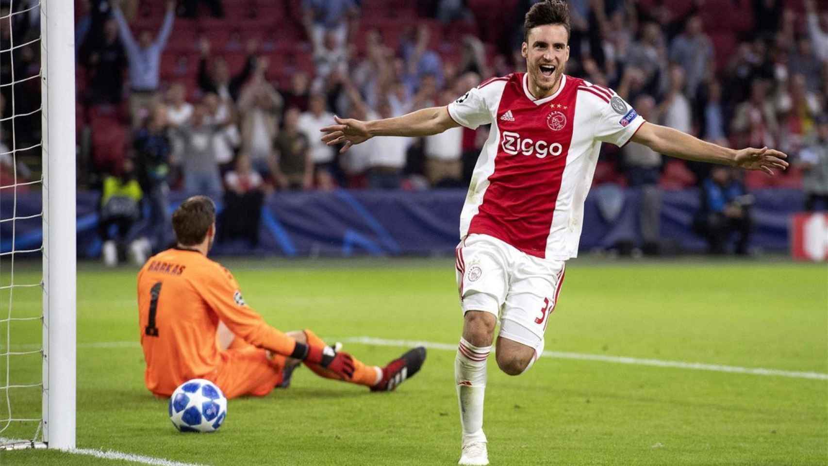 Tagliafico celebrando un gol con el Ajax de Ámsterdam / EFE