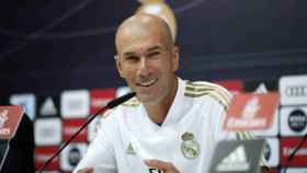 Zinedine Zidane durante una rueda de prensa /REDES
