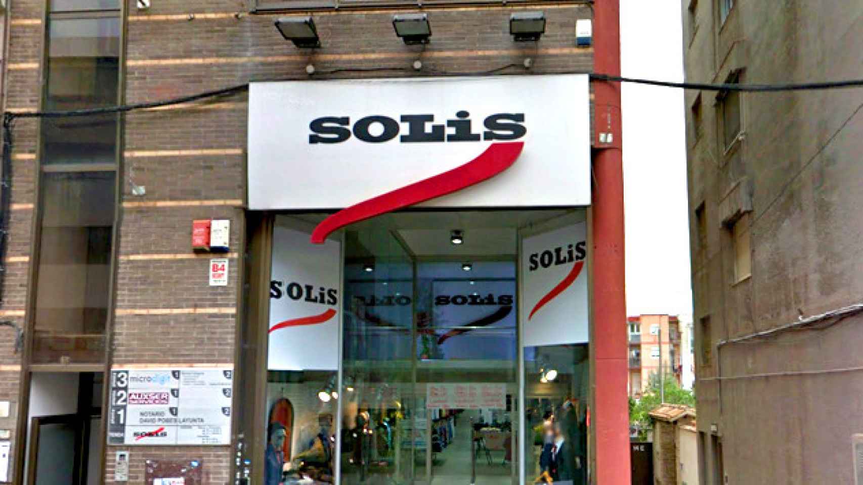 Confecciones Solís y Solís en de Santa Coloma de Gramenet / CG